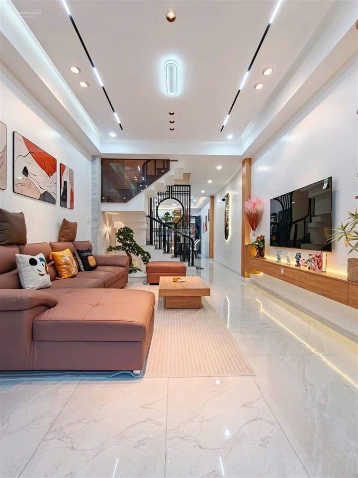 Hoa hậu phố tây sơn,, nhà mới dân xây, ngõ thông, ô tô đỗ gần, dt 36m2*5t