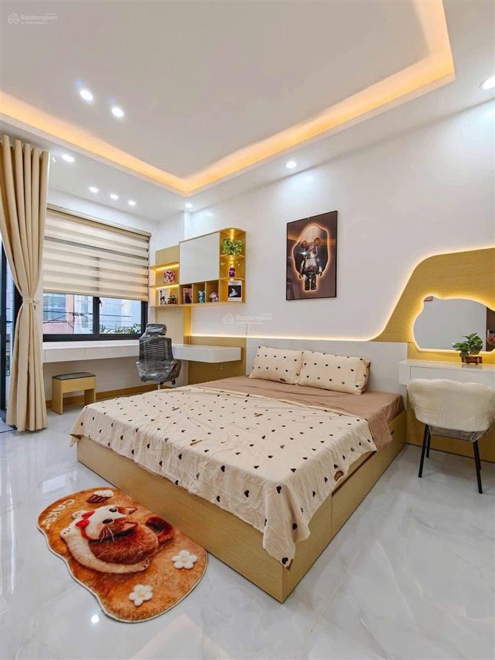 Hoa hậu phố tây sơn,, nhà mới dân xây, ngõ thông, ô tô đỗ gần, dt 36m2*5t