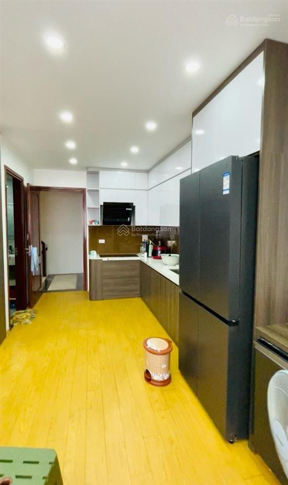 Hàng hiếm phố sơn tây 38m2, 6 tầng, 4 ngủ sát ngõ ô tô. nhà mới ful nội thất, đầy đủ công năn.