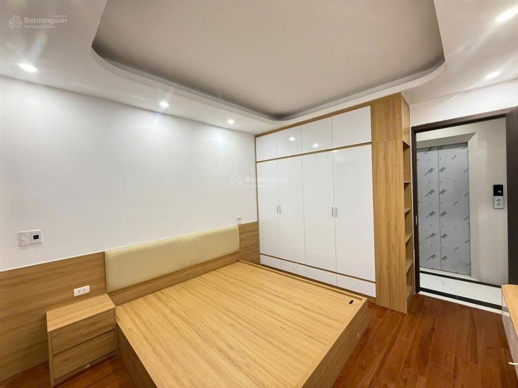Cơ hội cho người mua nhà tại phố tây sơn, nhà 2 thoáng ngõ nông câch ô tô 20m 5tầng *4 ngủ