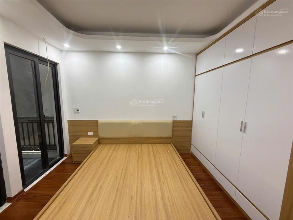 Cơ hội cho người mua nhà tại phố tây sơn, nhà 2 thoáng ngõ nông câch ô tô 20m 5tầng *4 ngủ