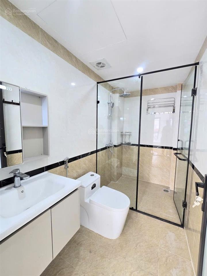 Hoa hậu phố tây sơn, thang máy xịn sò, nhà mới dân xây, ngõ thông, ô tô đỗ gần, dt 40m2*6t