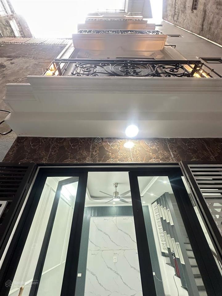 Chủ cần tiền bán gấp nhà phố tônđứcthắng 38m2* 5tang nhà mới xây chắc chắn đầy đủ nội thất