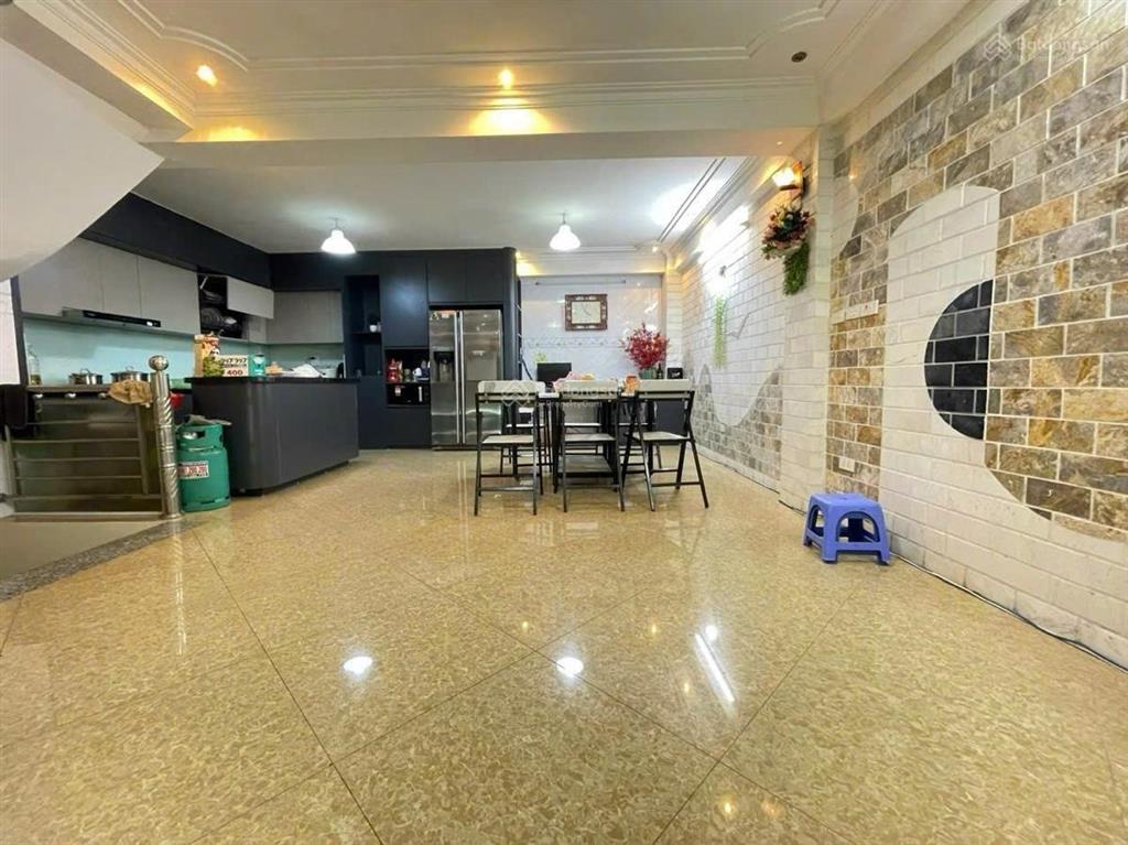 Hiếm đặng tiến đông, nhà mới, lô góc, ô tô đỗ cửa, dt 40m2, 6 tầng