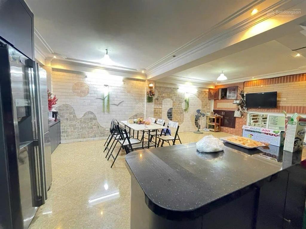 Hiếm đặng tiến đông, nhà mới, lô góc, ô tô đỗ cửa, dt 40m2, 6 tầng