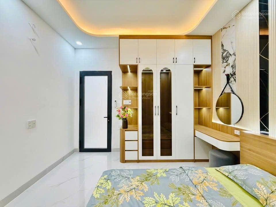 Không thể bỏ qua hàng hiếm yên lãng nhà mới ngõ thông thoáng ,câch ô tô 30m dt 42m*5t