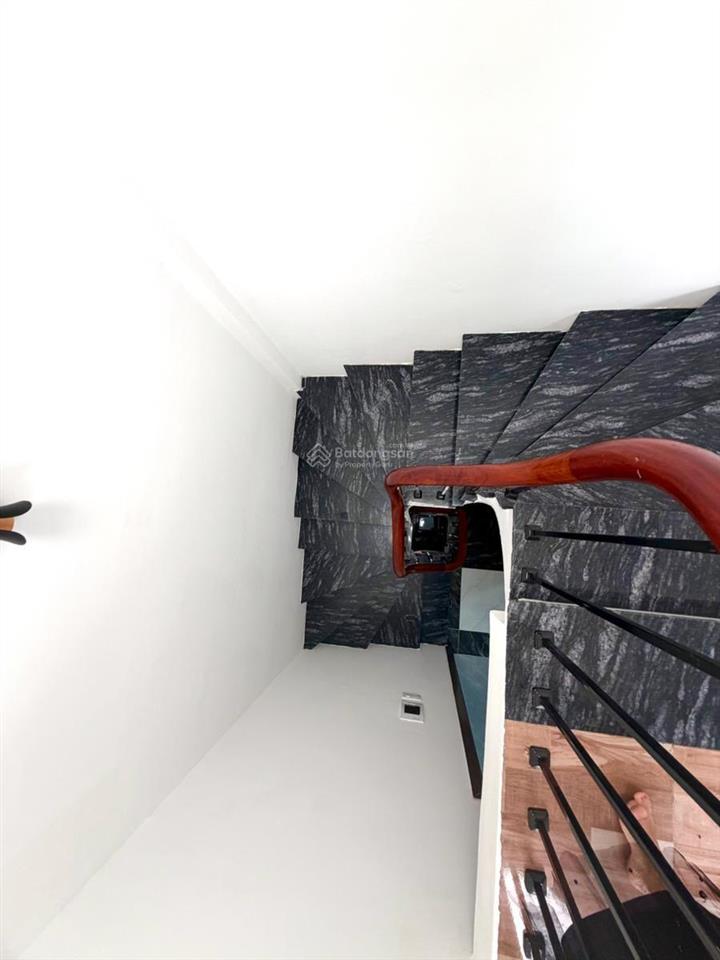 Mua nhà quý khách không thể bỏ qua siêu phẩm phố tônđứcthắng nhà mới ngõ thông, 2 thoáng 43m*6t