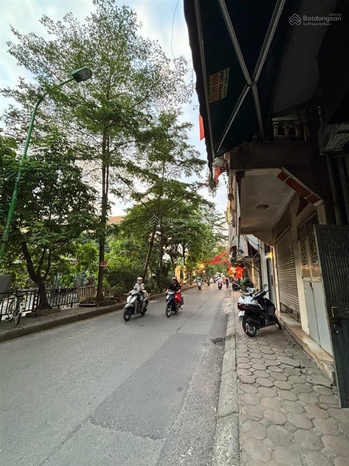 Rê nhất phố tây sơn .nhà thoáng ngõ nông xe 3 gác ,cách ô tô 15m nhà mới dân xây dt 42m*5t