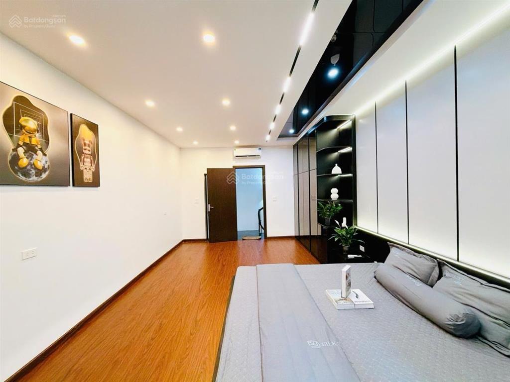 Siêu hot nhà phố pháo đài láng, nhà mới ko quy hoạch ngõ thông cách ô tô 30m dt 40m2*5t, đầy đủ nội