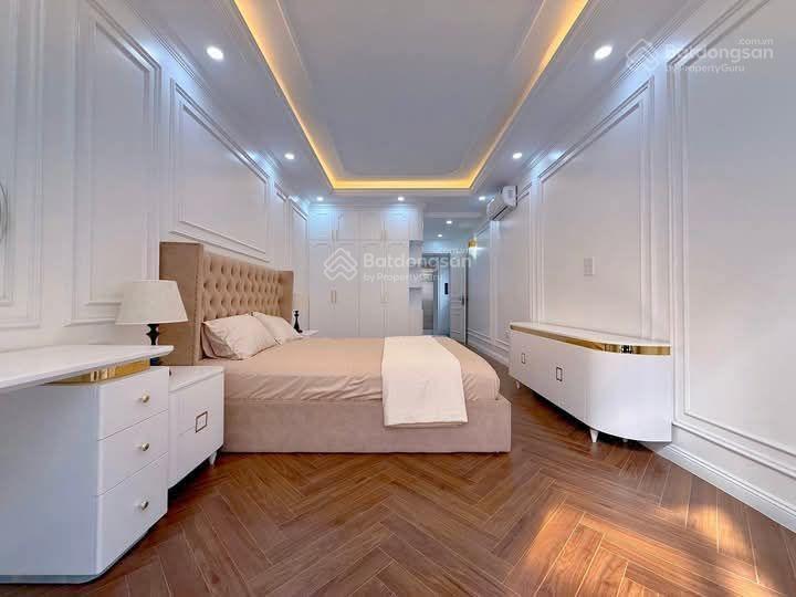 Giảm sốc 600tr cho căn 42m²*4t nhà phố hoàng cầu. nhà dân xây khung cột chắc chắn ngõ nông