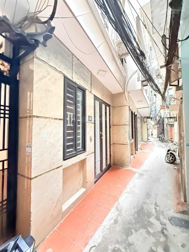 Khó tìm nhà phố yên lãng, nhà đẹp ko quy hoạch ngõ nông thông tứ tung mt rộng 4.2 dt 43m2*5t
