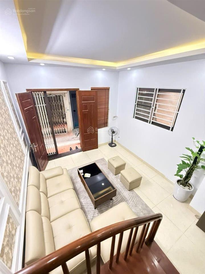 Khó tìm nhà phố yên lãng, nhà đẹp ko quy hoạch ngõ nông thông tứ tung mt rộng 4.2 dt 43m2*5t