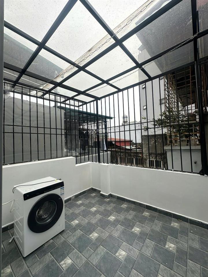 Khó tìm nhà phố nguyễn chí thanh, nhà mới xây, ngõ nông, cách ô tô 30m, ko quy hoạch dt 45m2*5t