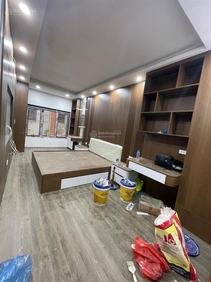 Khó tìm nhà phố trường chinh lô góc 2 thoáng. nhà mới dân xây, ngõ thông 30m ra ô tô dt 42m2*6t