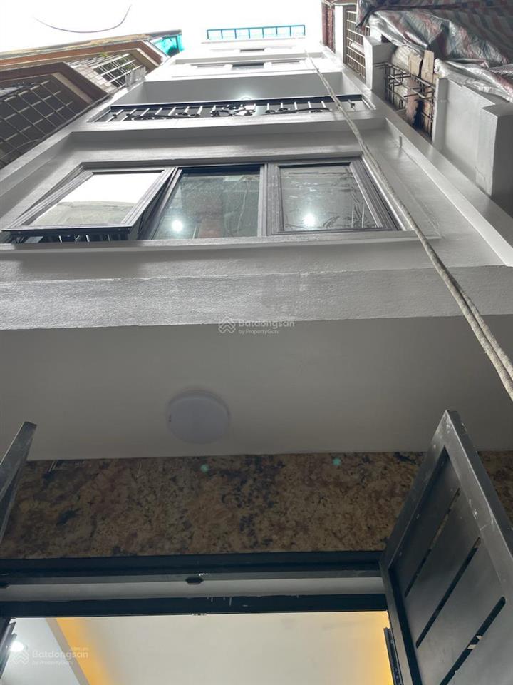 Khó tìm nhà phố trường chinh lô góc 2 thoáng. nhà mới dân xây, ngõ thông 30m ra ô tô dt 42m2*6t