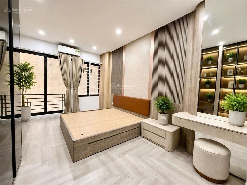 Có 102 nhà đẹp pháo đài láng, nhà mới xây về ở ngay, ngõ thông kinh doanh nội thất đầy đủ dt 40m*5t