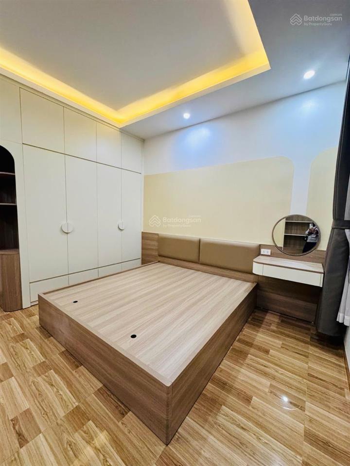 Cực gần oto ngõ thông nhà mới lô góc 2 thoáng, ko quy hoạch về ở ngay dt 45m*5t phố hào nam