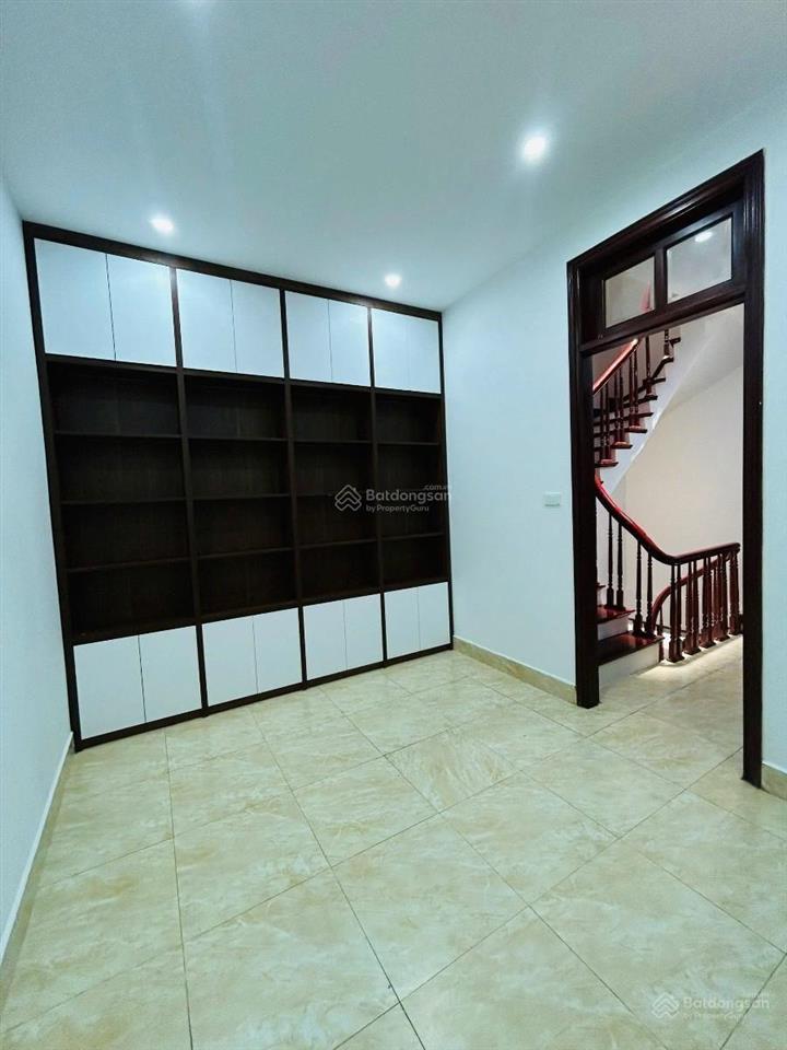 Đống đa 45m2*5t nhà mới dân xây chắc chắn ko quy hoạch ngõ thông lô góc ở sướng phố chùa bộc