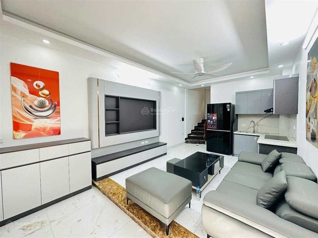 Siêu rẻ! trần hữu tước, 20m ra phố, ô tô đỗ, ngõ 3 gác thông, 2 thoáng, 43m2*5t