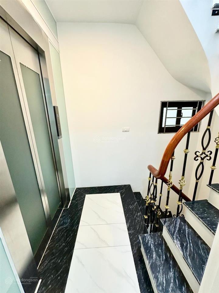 Cực sốc căn 45m2*6t thang máy sịn sò phố trường chinh nội thất đầy đủ, ngõ thông tứ tung