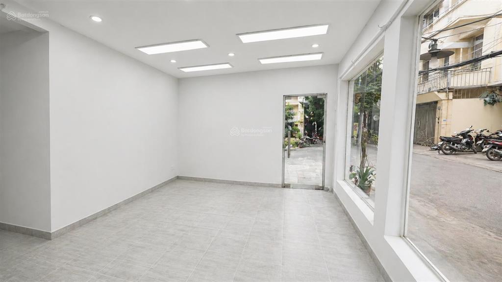 Bán nhà cũ phố thái hà 106m x 3 tầng mt 7.7m ô tô tránh ,k/d, phù hợp xây mới 48 tỷ