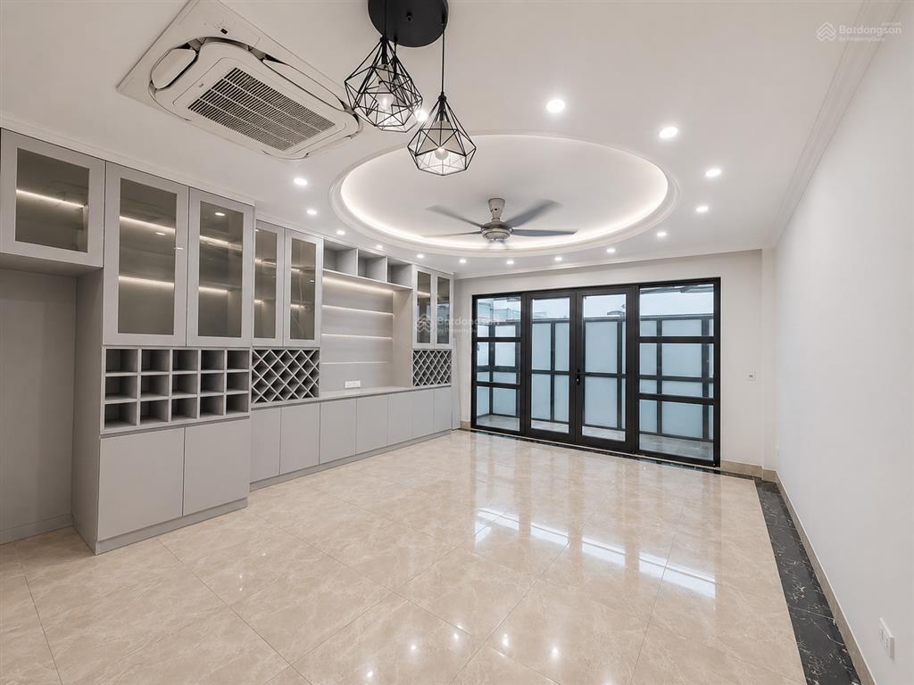 Bán nhà phố trần quang diệu 58m2 x 7 tầng mt 5m thang máy, ô tô k/d 5m đến công viên 1/6 giá 31 tỷ