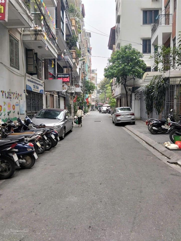 Bán nhà phố nguyễn ngọc vũ 66m x 5 tầng mt 4.2m view công viên k/d vỉa hè ô tô tránh 32 tỷ