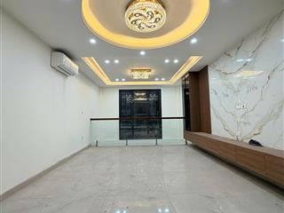 Bán nhà phố hoàng văn thái 41m2 x 8 tầng mt 4m thang máy ô tô vào nhà ngõ thông 18.5 tỷ