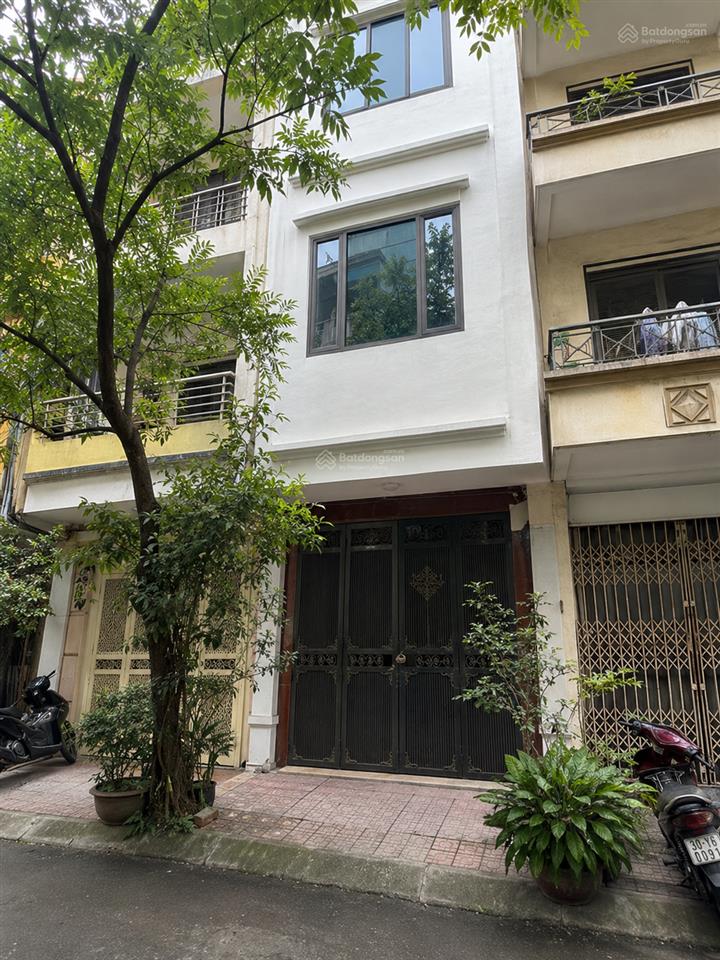 Bán nhà phân lô khuất duy tiến ô tô tránh, vỉa hè, kinh doanh 40m x 4 tầng 16,5 tỷ
