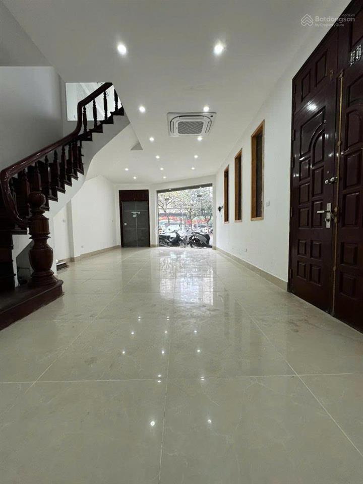 Bán nhà phố khuất duy tiến lô góc 50 x 6 tầng vỉa hè ô tô tránh k/d siêu thị mini, cafe 31 tỷ