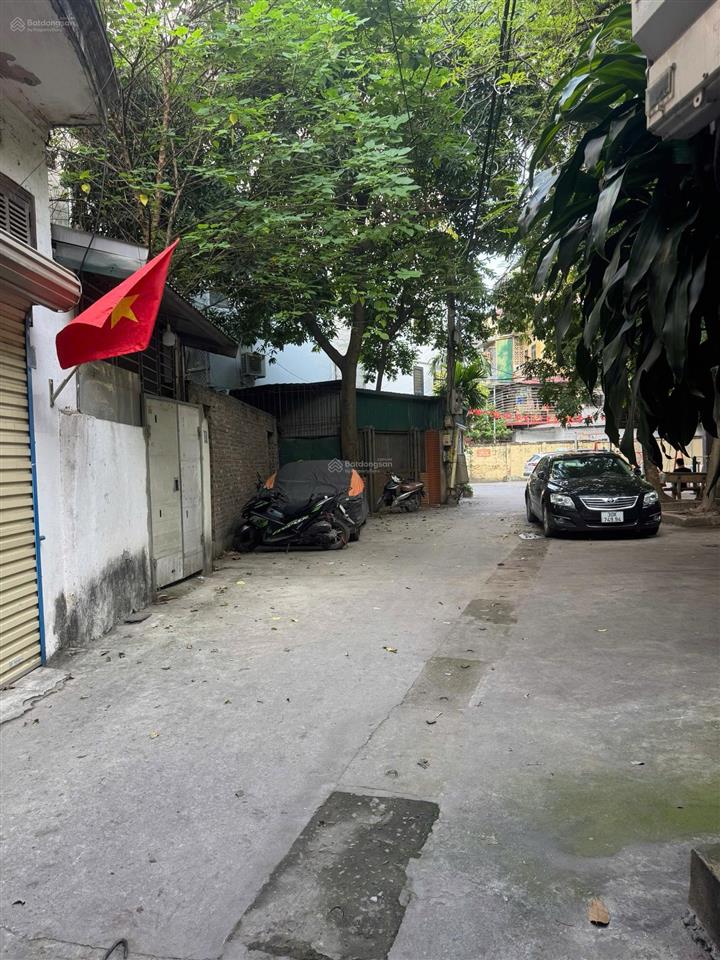 Bán nhà phố khuất duy tiến 32m x 2 tầng mt 4m ô tô đỗ cửa 9.6 tỷ