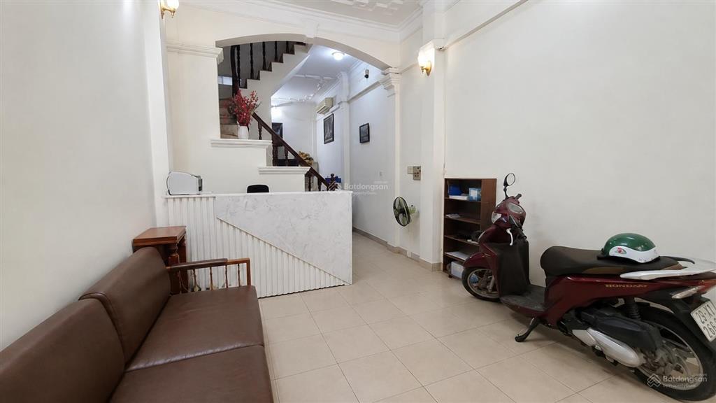 Bán nhà phố khuất duy tiến phân lô ô tô tránh kdc văn phòng 19 tỷ