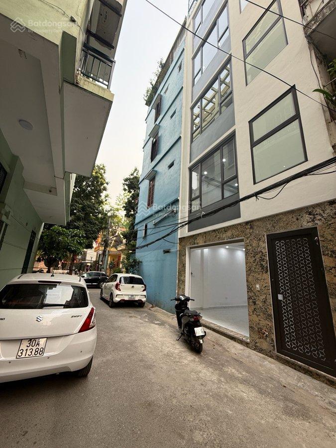 Bán nhà phố khuất duy tiến 30m x 6 tầng mt 5.5m thang máy ô tô vào nhà 16 tỷ
