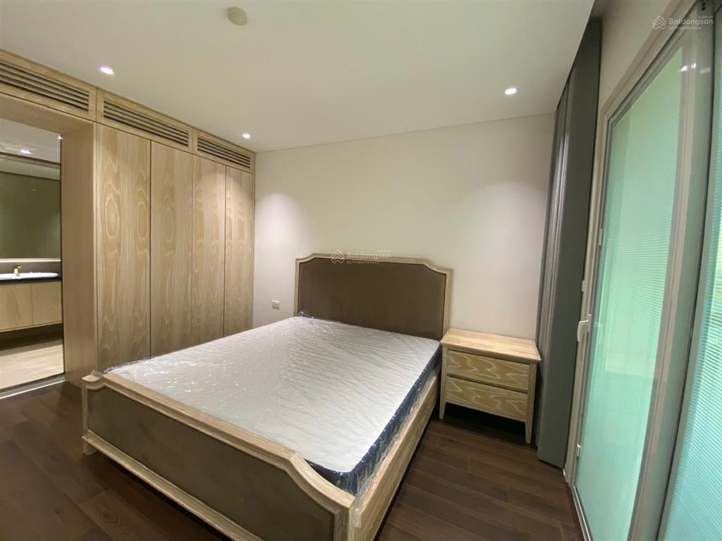 Chính chủ bán căn hộ cao cấp ciputra view tây hồ, hà nội 3pn, dt 148m²