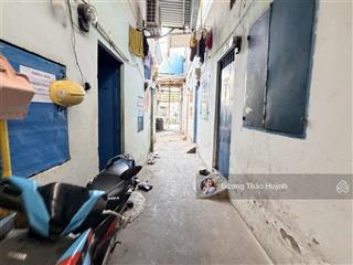 Hoàng diệu 2  bán dãy chdv 2 tầng 207m2= 9,8m *21m  thu nhập 40 triệu/tháng đường nhựa thông oto