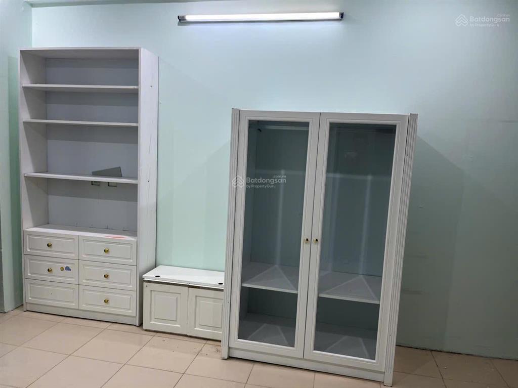 Bán chung cư học viện hậu cần, ngọc thuỵ, long biên, lô góc, 72m2, 2pn, 2vs, 4.4 tỷ. tầng 10