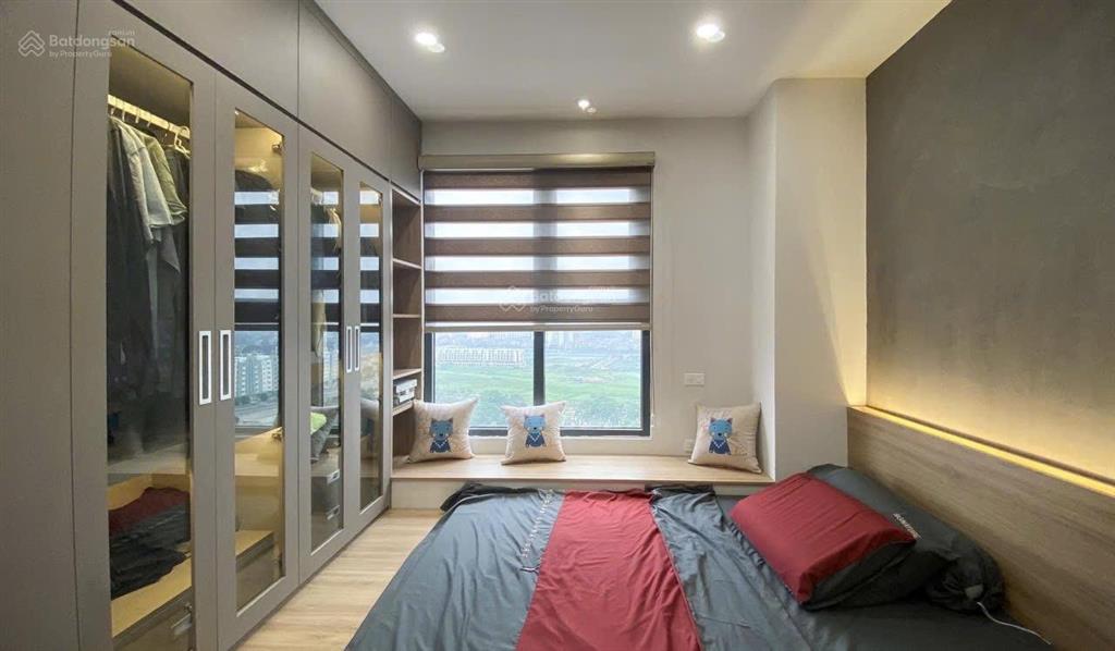 Bán chung cư hanoi homeland 59m2, 2pn, 2vs, tầng 12, giá 3.85 tỷ.