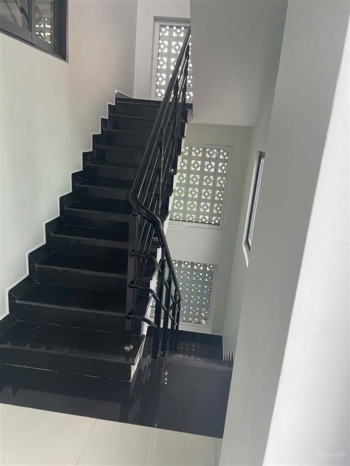 Biển an bàng tp hôian ! vila 2 tâng 165m ngan 8,23m  dong tiền sẵn 40tr/t giá chi 13ty