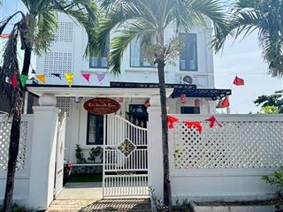 Biển an bàng tp hôian ! vila 2 tâng 165m ngan 8,23m  dong tiền sẵn 40tr/t giá chi 13ty