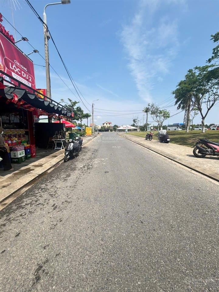Làng chài biển an bàng tp hôian  laclongquan  đất xây vila khách sạn  233m ngan 7m gia chi 9t8