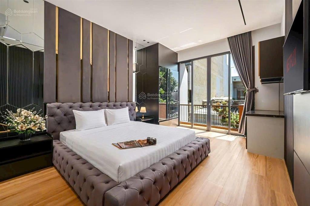 Villa mt phạm quang ảnh  sơn trà  đà nẵng 120m dtien 65tr/thang gồm 4tang 68pn giá chi 17t8