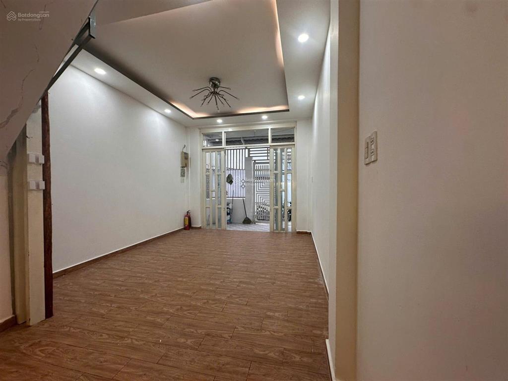 Chính chủ cho thuê nhà căn góc mát mẻ