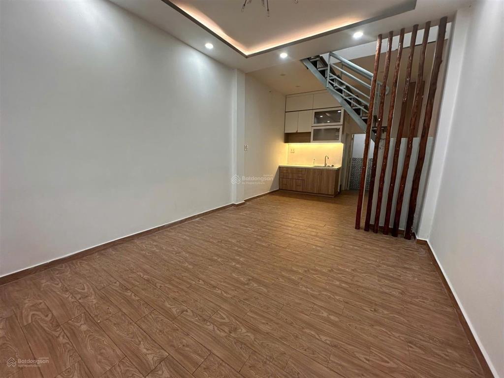 Chính chủ cho thuê nhà căn góc mát mẻ