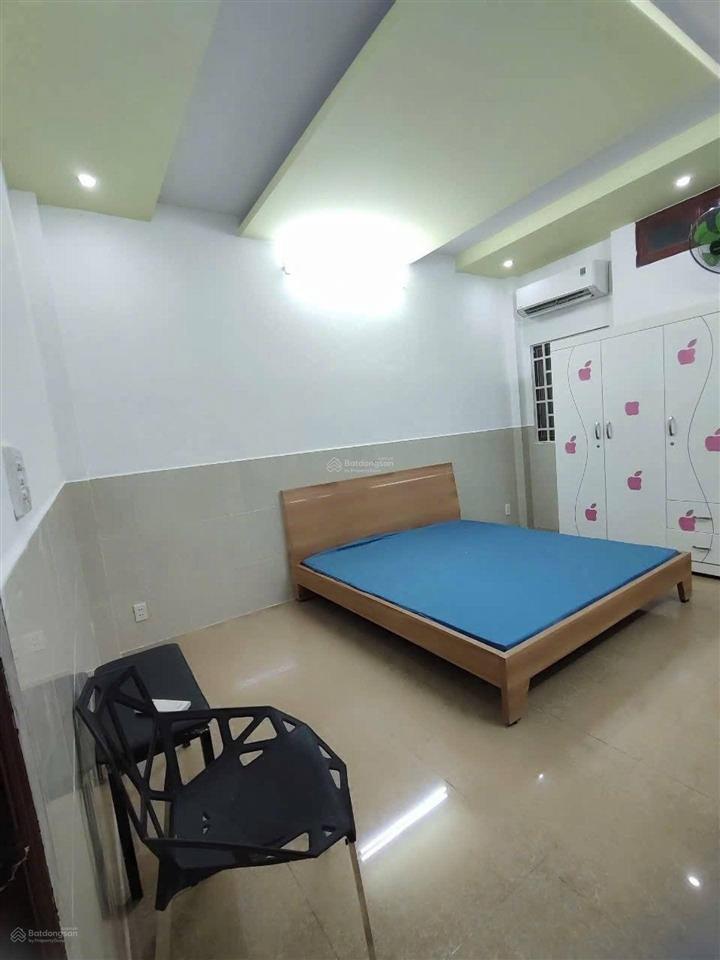 Bán nhà căn góc 2mt tên lửa bình tân dt110m2 giá 18,8 tỉ 4 tầng 5pn, 6wc p thờ, s thượng rộng rãi