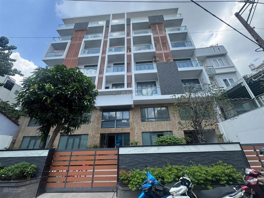 Cho thuê studio ban công thang máy lê trực, bình thạnh