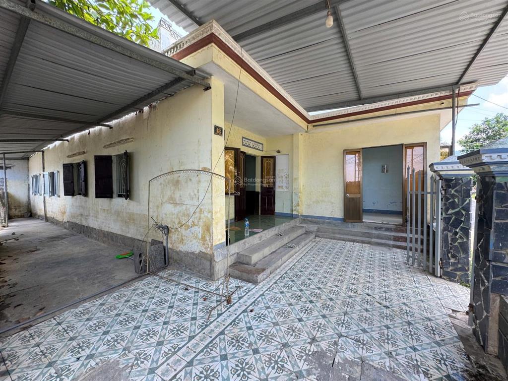 1 căn nhà cấp 4 xinh sắn dễ thương mà giá chỉ 1tỷ690 mà 133m2 ngang 9m khu dân cư