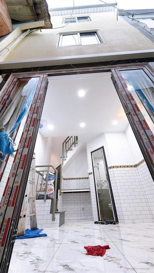 Mô tả
t bán nhà nhà mới 100%  tôn đản, quận 4
9 vitri dudng ton dan, trung tam quin 4  thuan
tie