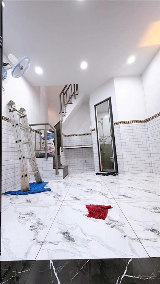 Mô tả
t bán nhà nhà mới 100%  tôn đản, quận 4
9 vitri dudng ton dan, trung tam quin 4  thuan
tie