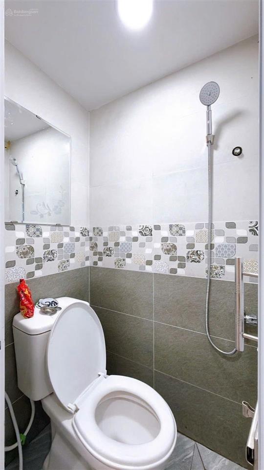 Mô tả
t bán nhà nhà mới 100%  tôn đản, quận 4
9 vitri dudng ton dan, trung tam quin 4  thuan
tie