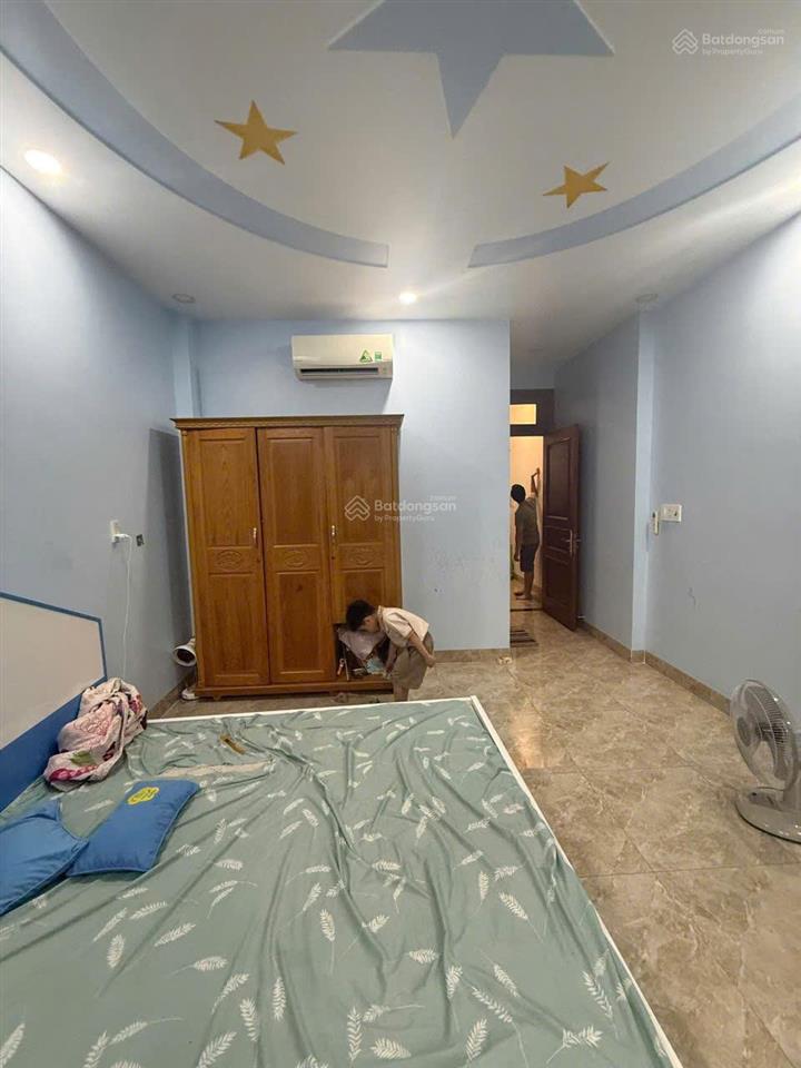Phan đình phùng  tân phú 4x 16 dt 64m2 trệt + 2 lầu st(sàn 218.8m2)  hẻm 8 mét giá 10.5 tỷ tl